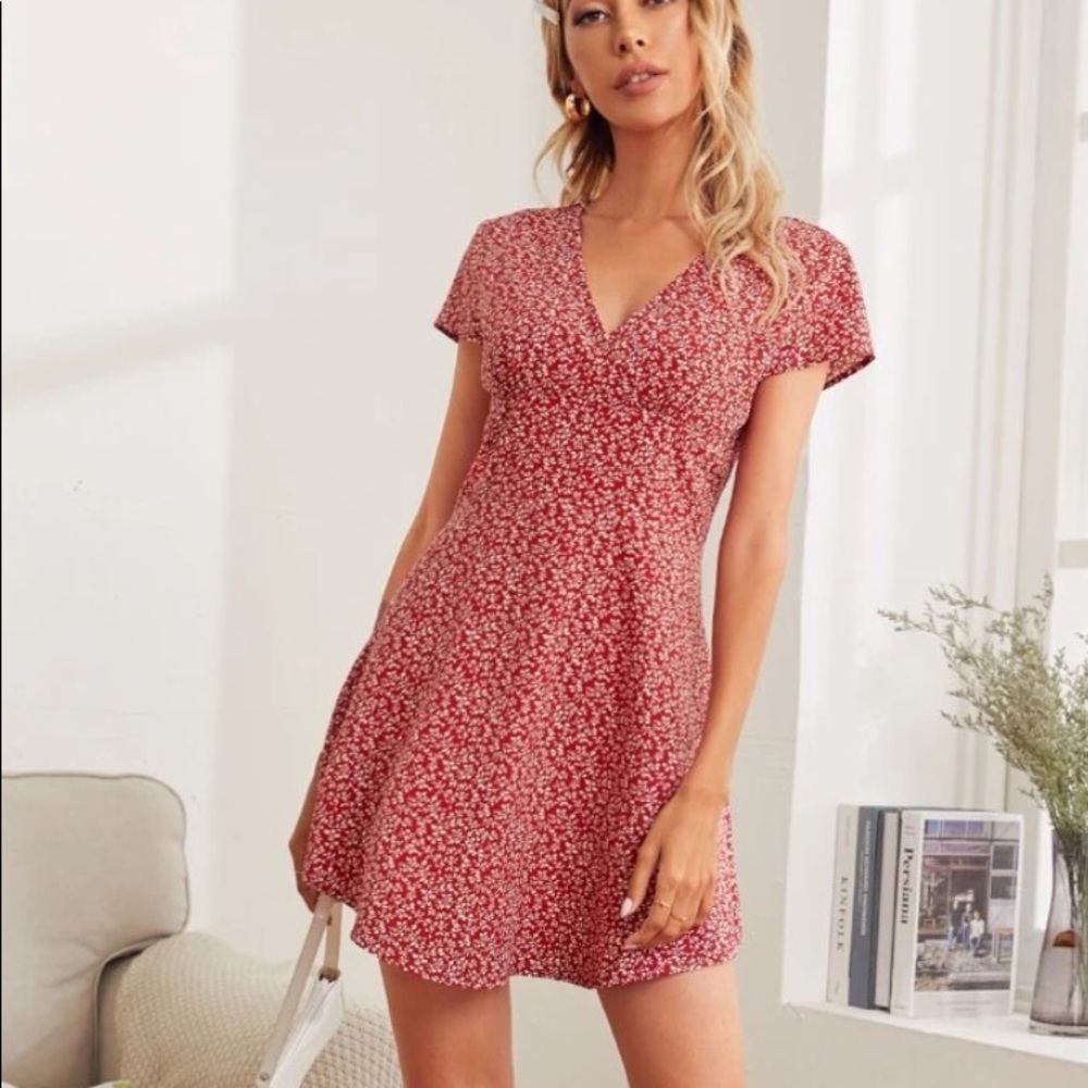 SHEIN Surplice Neck Allover Plants Dress